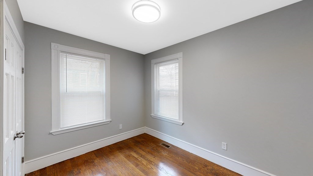 55 Mount Vernon St, Dorchester