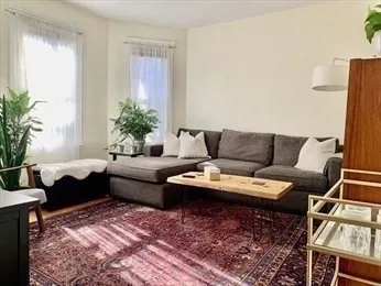 35 Calvin St, Ward Two