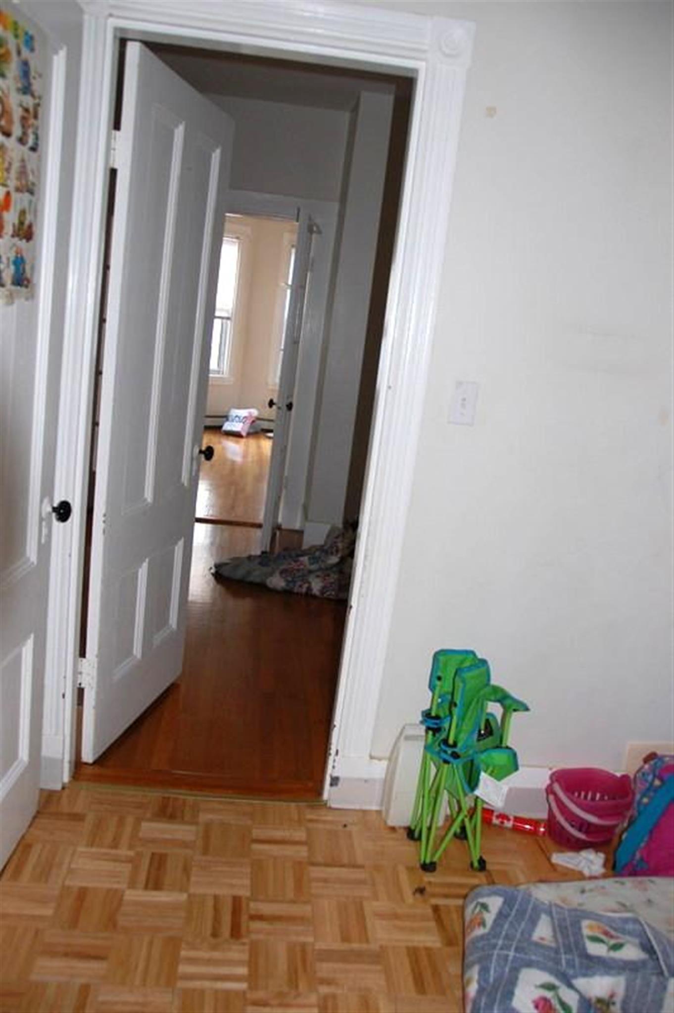 2.5 bed, 1 bath apartment for rent at 2 Portsmouth Unit 2, Kendall Square — photo 3 of 6
