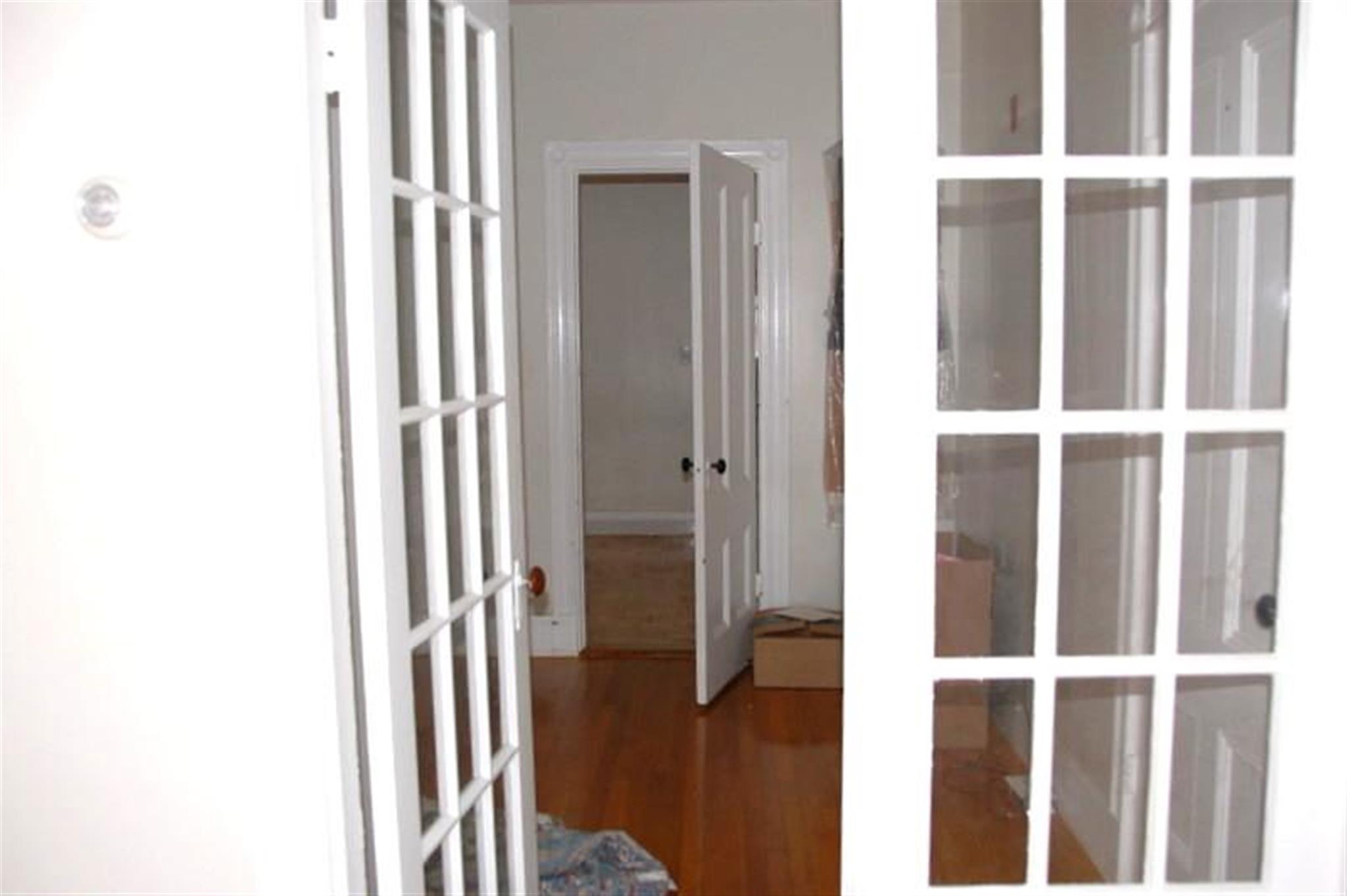 2.5 bed, 1 bath apartment for rent at 2 Portsmouth Unit 2, Kendall Square — photo 5 of 6