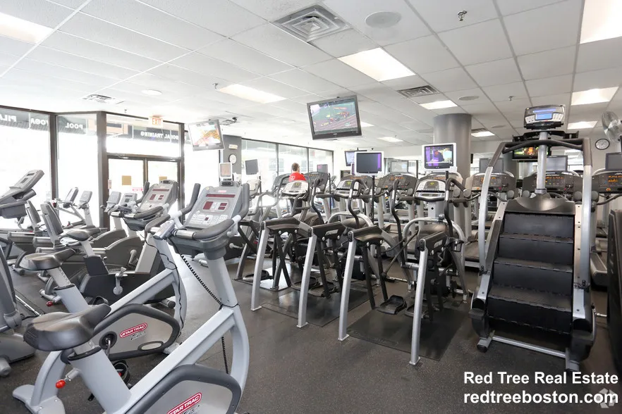 1079 Commonwealth Ave, Allston