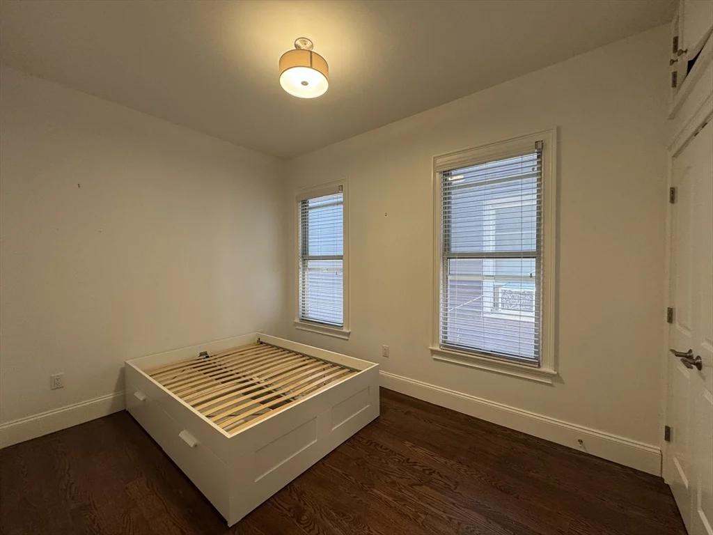 249 Lexington St, Eagle Hill