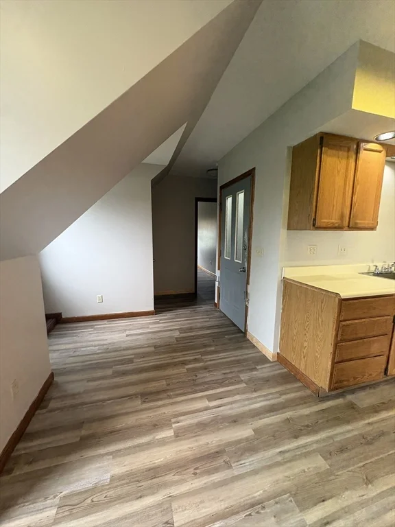 16 Harvard St, Chicopee