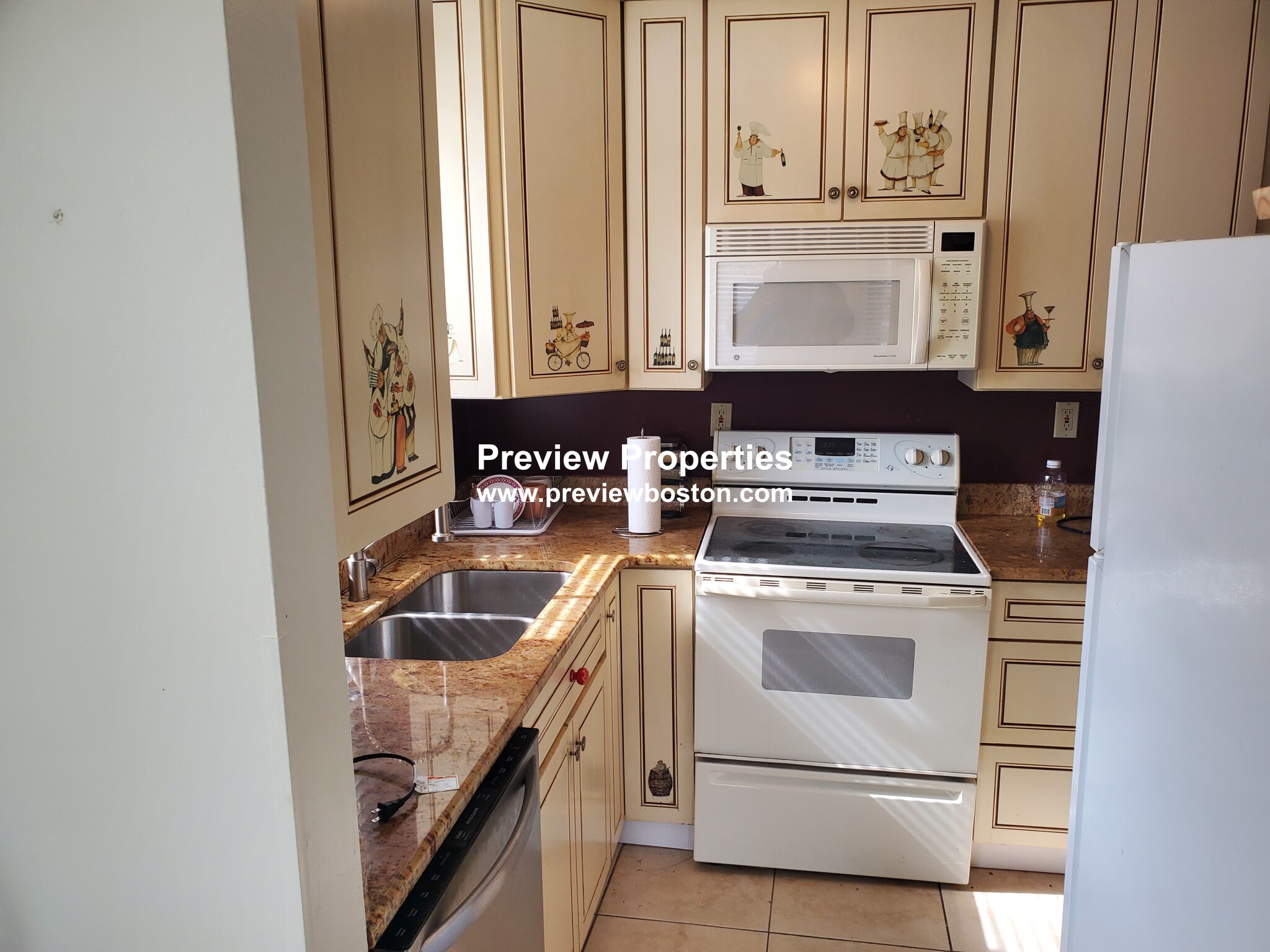 1427 Commonwealth Ave, Brighton