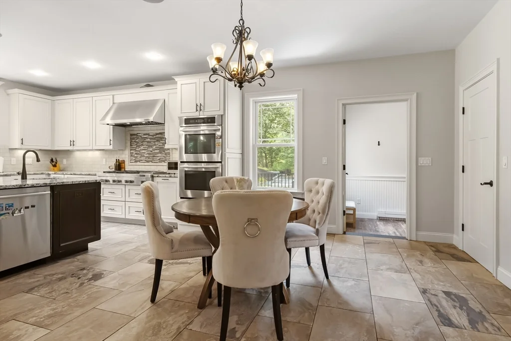 9 Washington Ave, Woburn