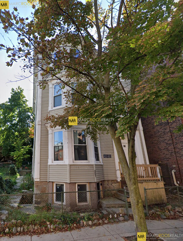 52 Delle Ave, Mission Hill