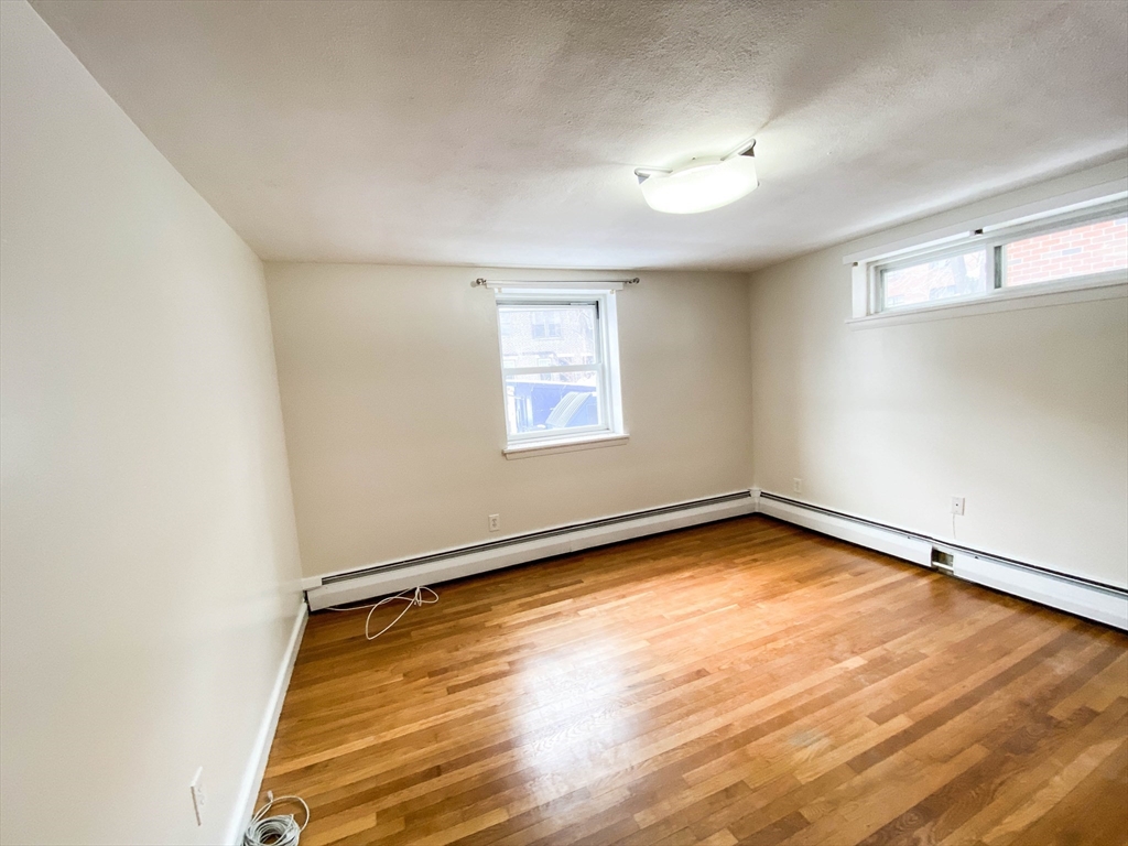 11 Commonwealth Ct, Brighton