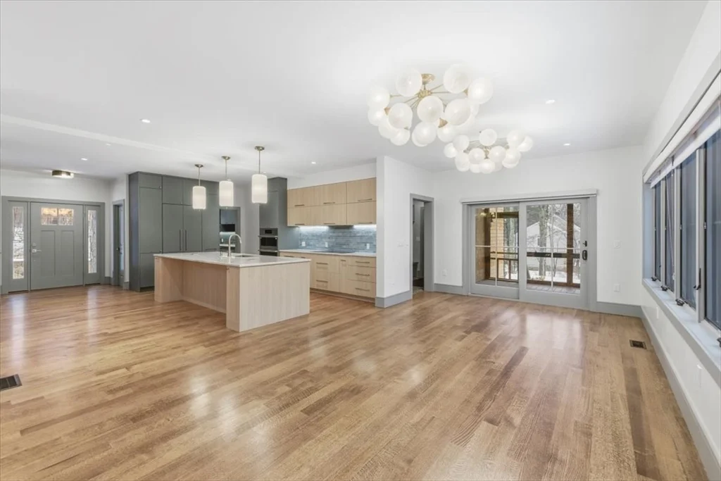 22 Kruger Rd, Hopkinton
