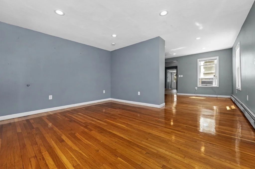 55 Cottage St, Melrose