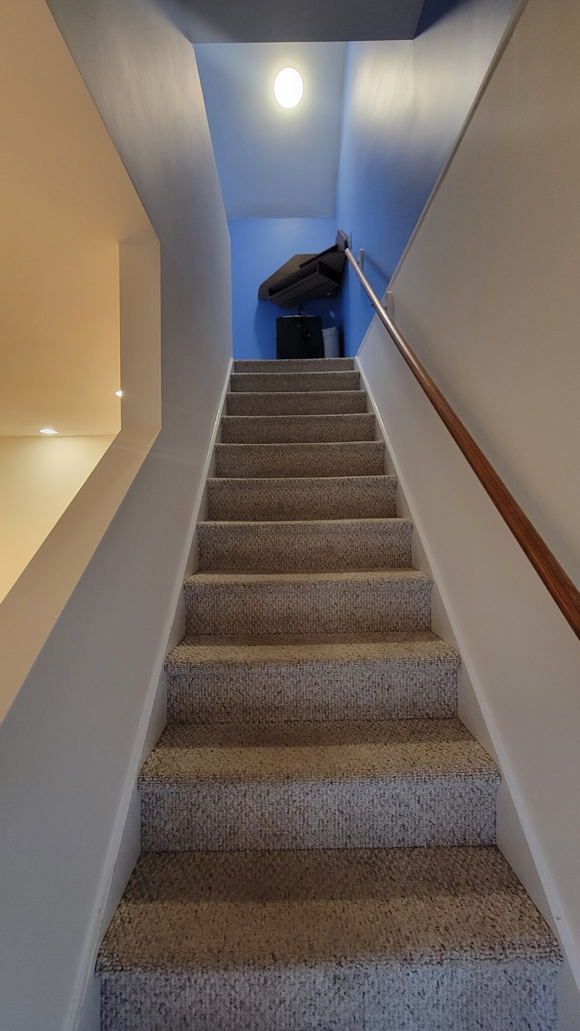 7 Cheever Ct, East Boston