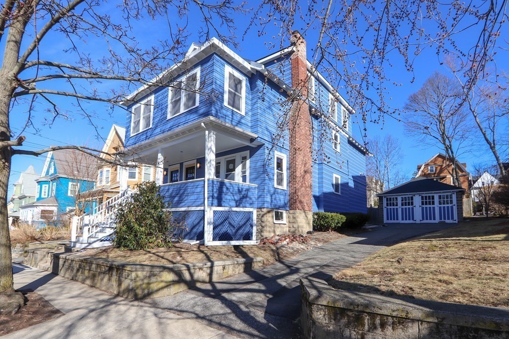 58 Hillsdale Rd, Tufts University