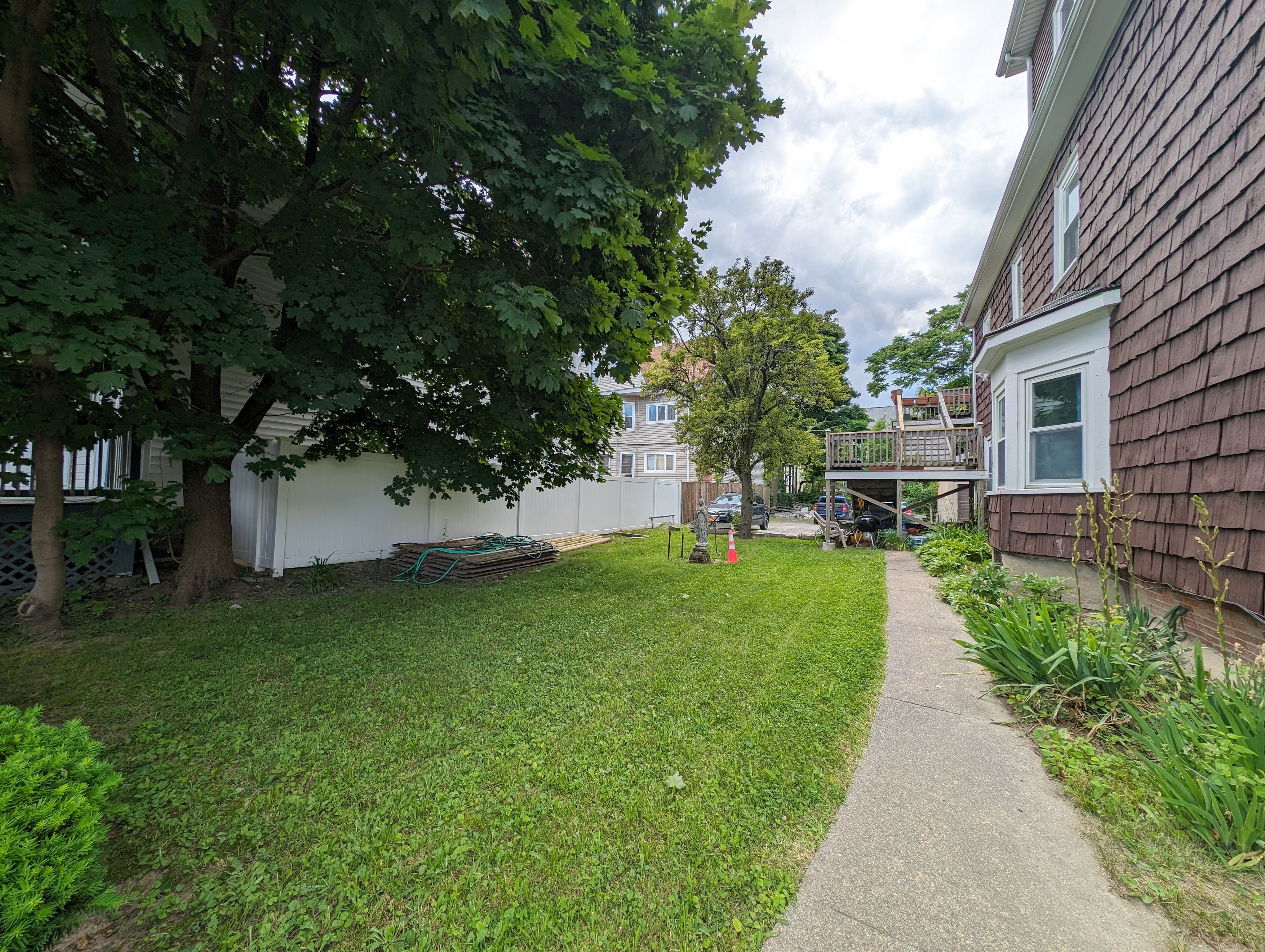 65 Medford St, South Medford