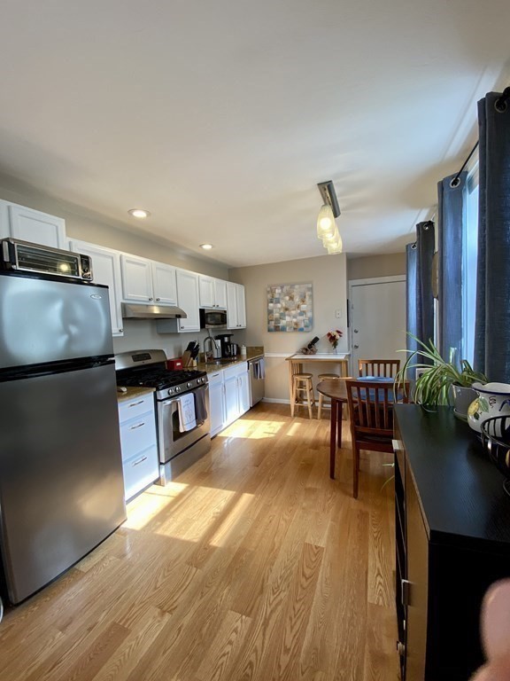 421 East 3rd, Boston