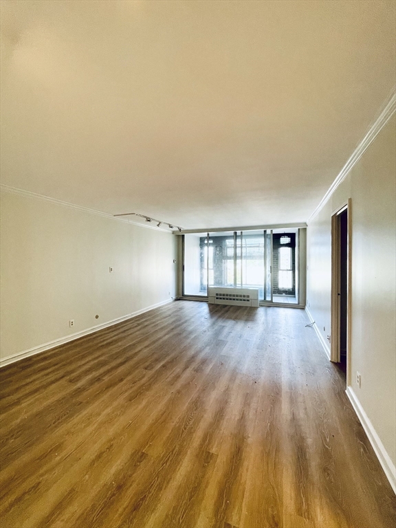 33 Pond Ave, Brookline