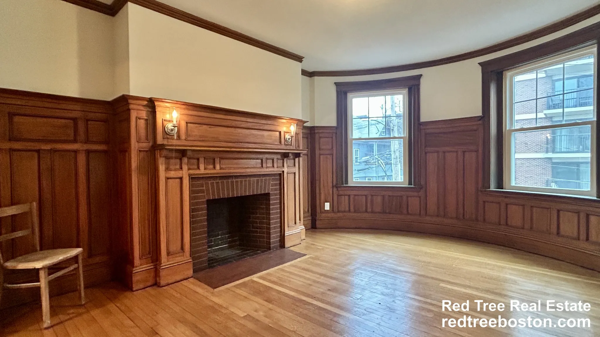 10 Dwight St, North Brookline