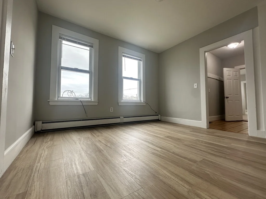 159 East Central St, Franklin