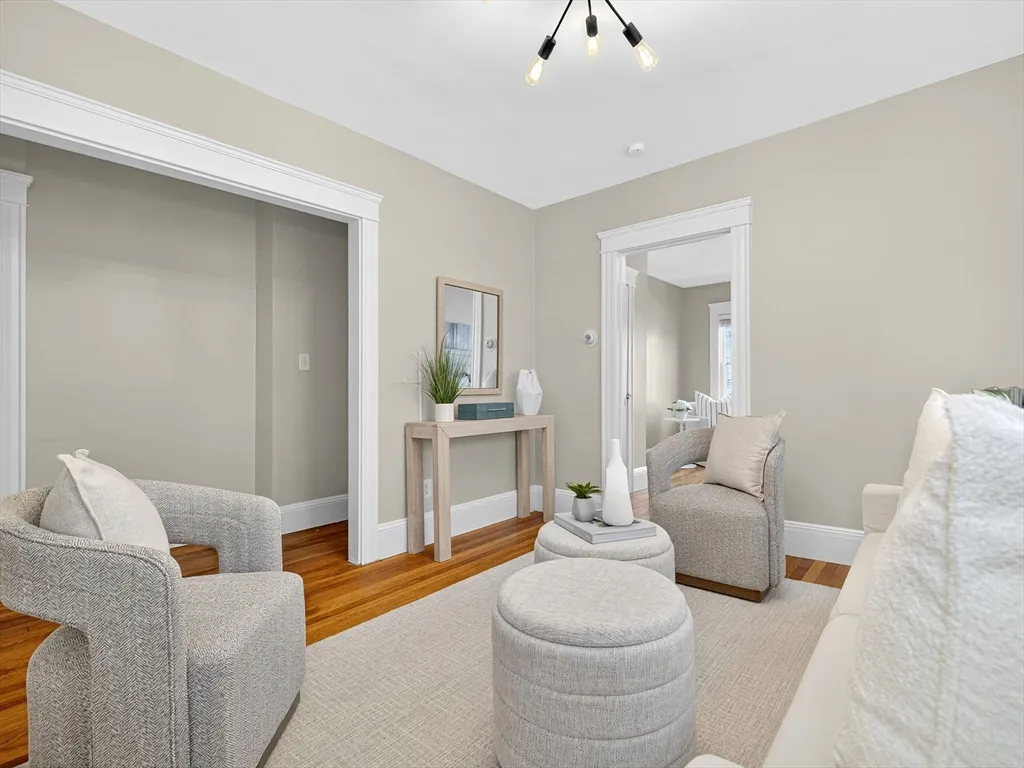 187 Florence St, Roslindale