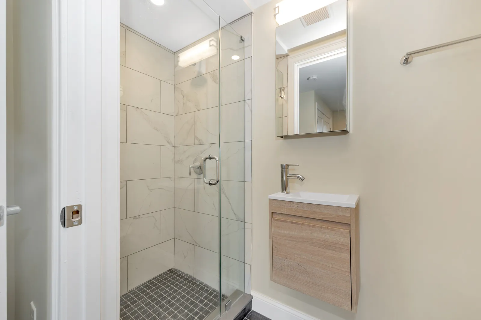 43 Wright Ave, South Medford