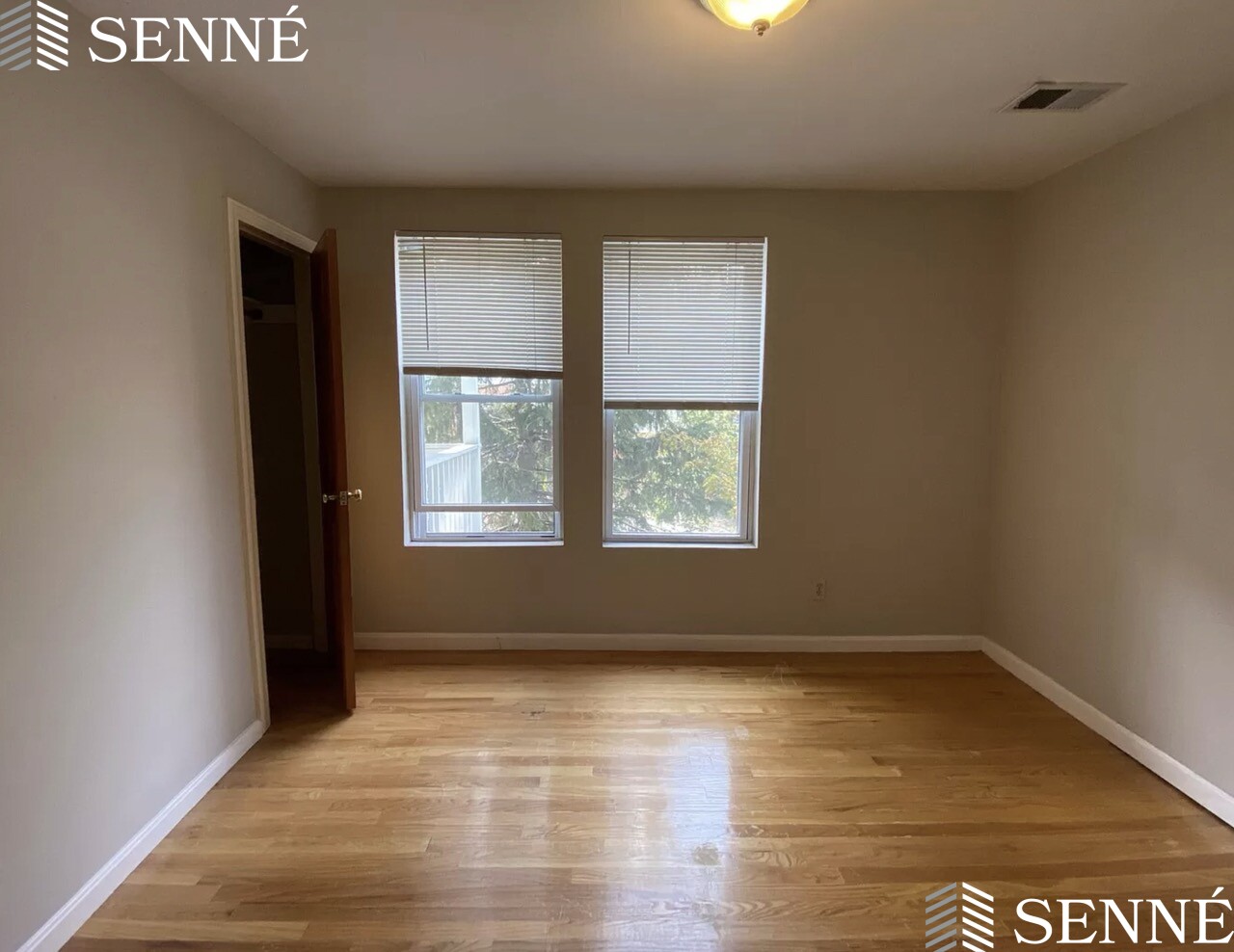 344 Putnam Ave, Riverside