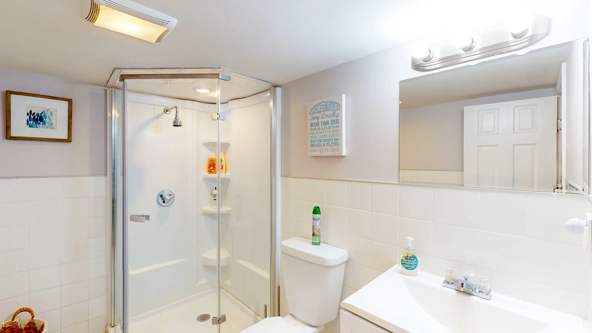 1029 Beacon St, Longwood