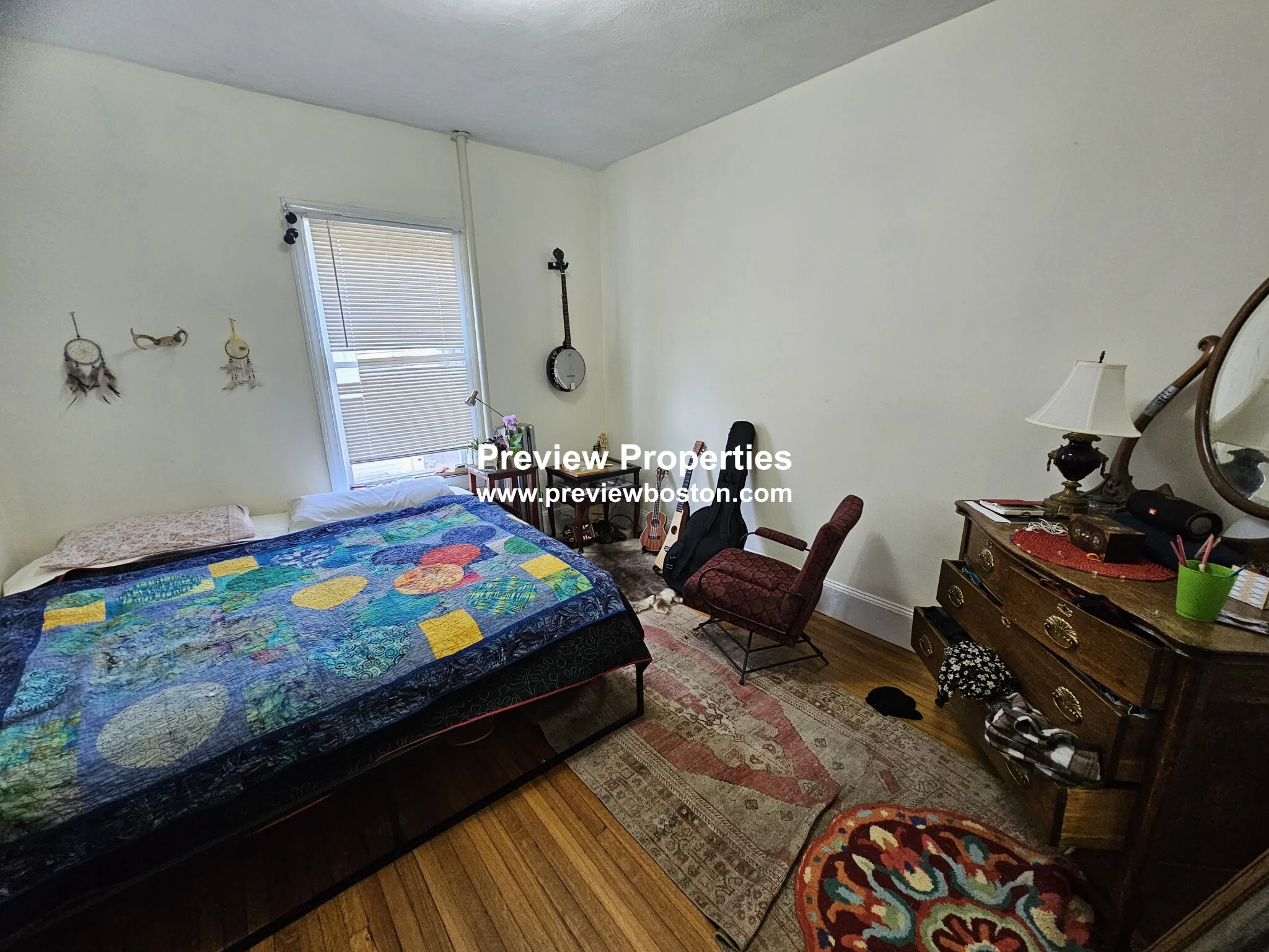 18 Fairbanks St, Oak Square