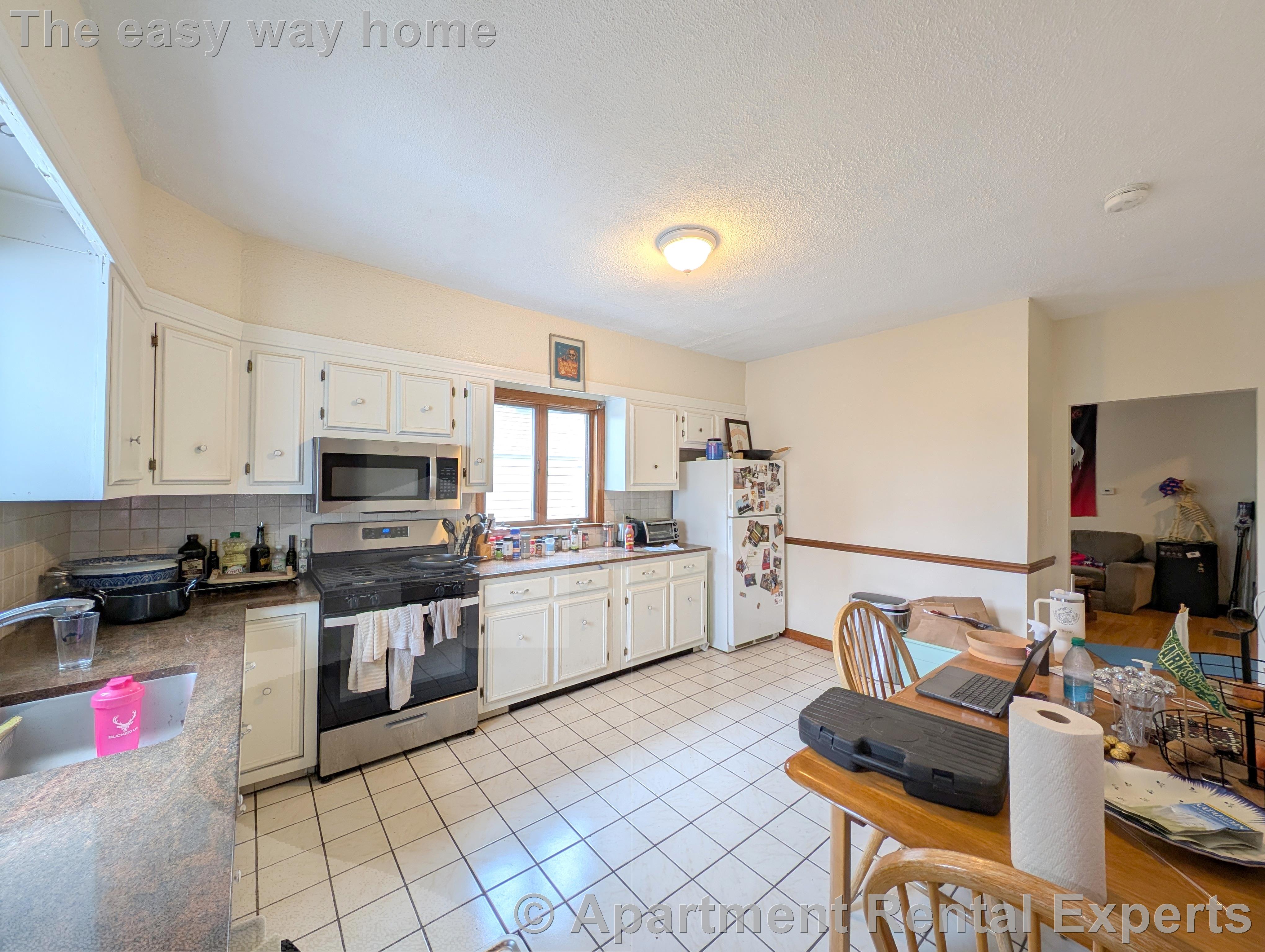 15 Hill St, Teele Square