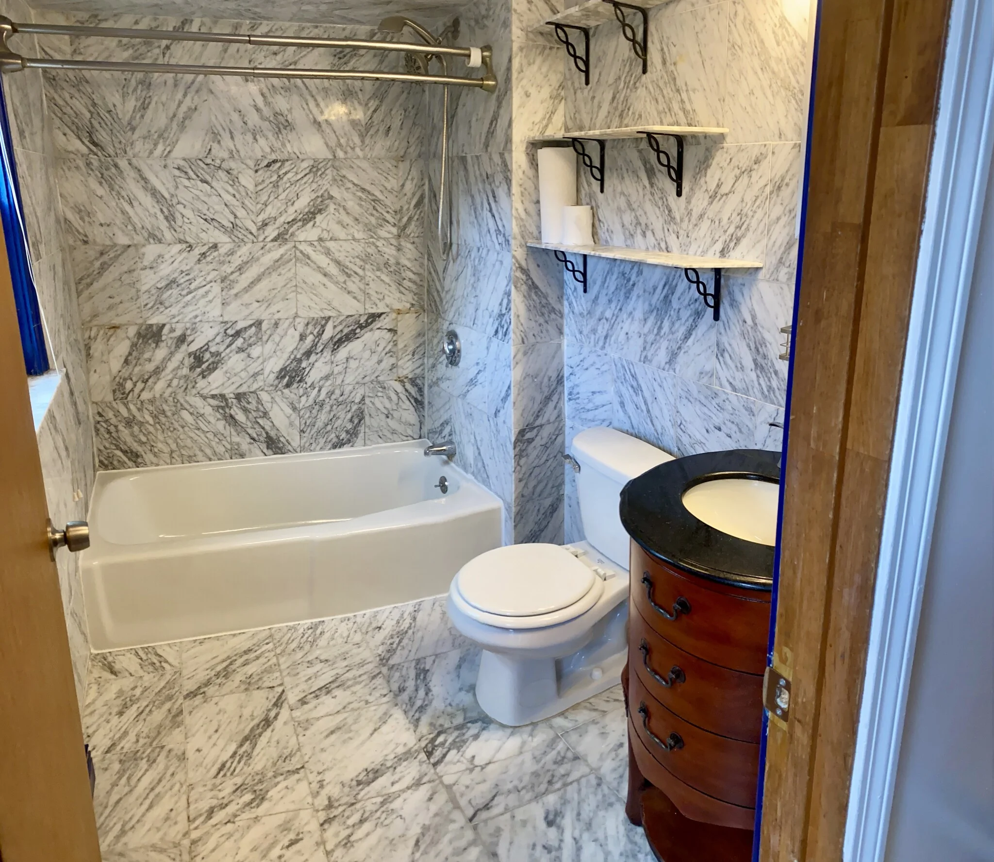 18 Tremont St, The Port