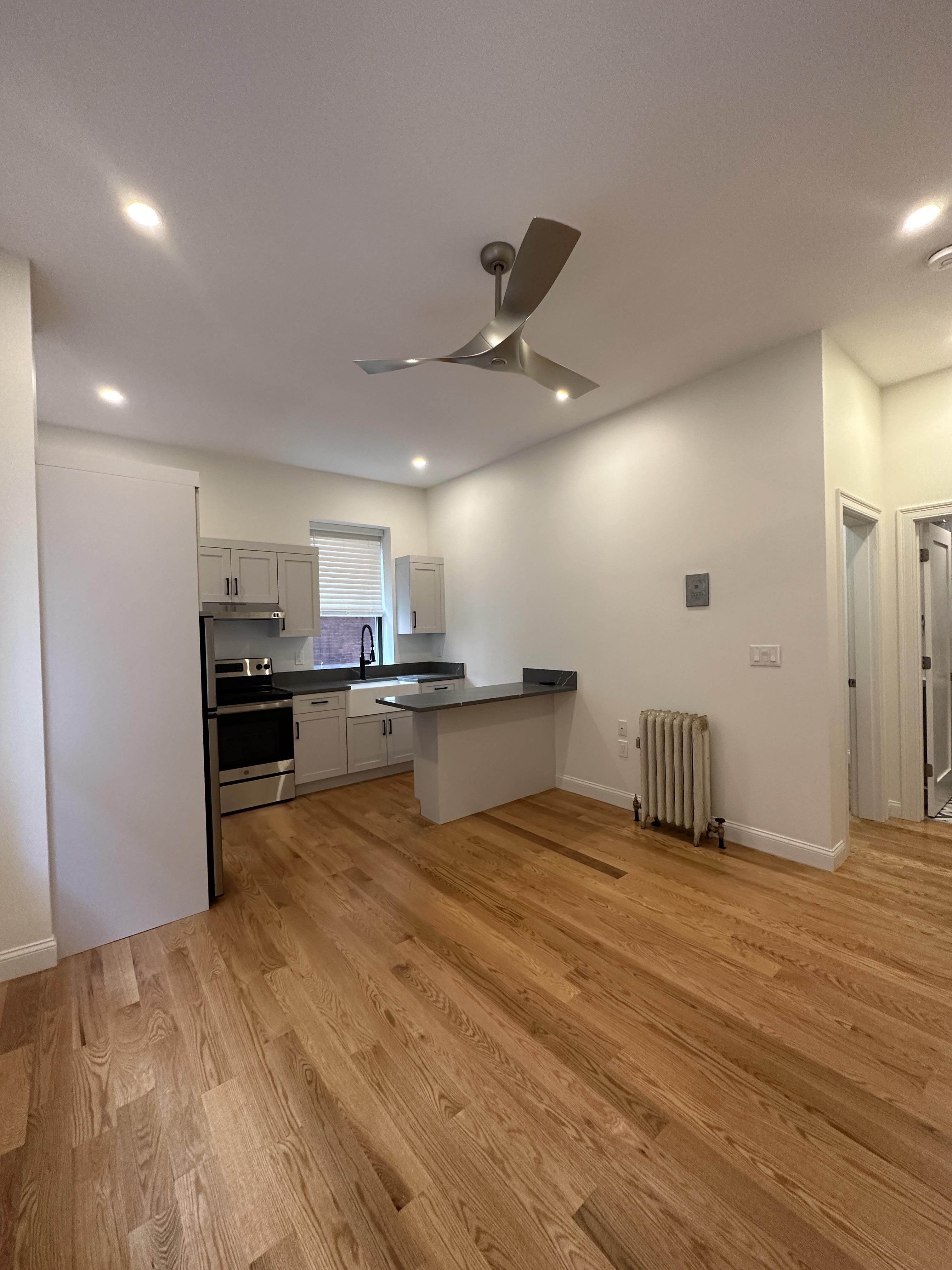 1 bed, 1 bath apartment for rent at 40 Saint Botolph Unit 8, Back Bay — photo 6 of 16
