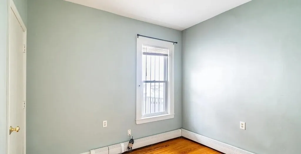 96 East Cottage, Boston