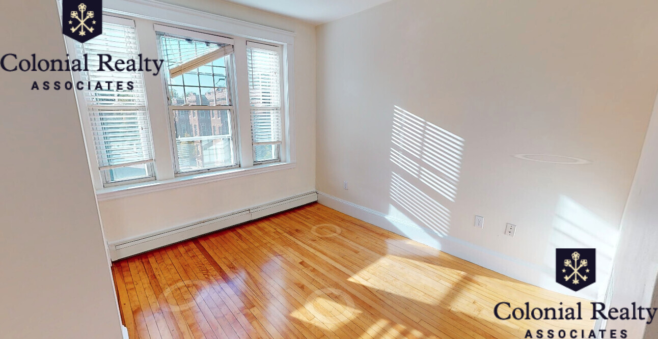 73 Babcock St, Coolidge Corner