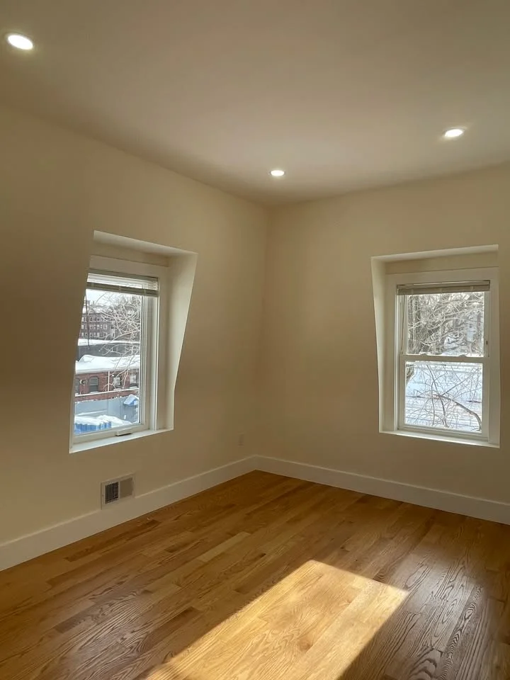 38 Vernon St, Magoun Square