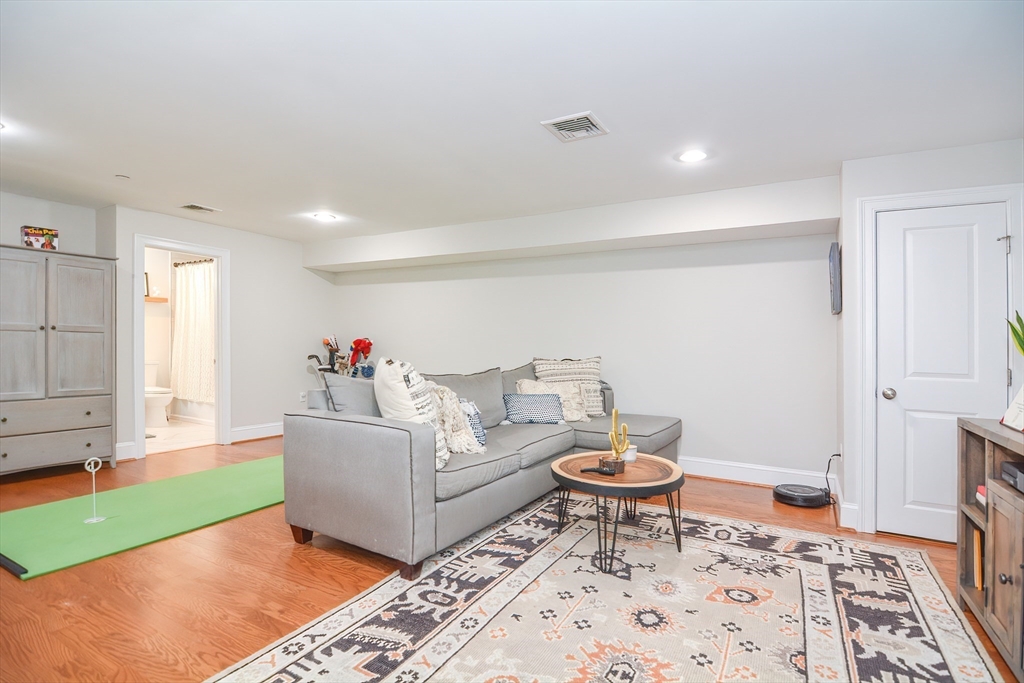 2 Woodworth St, Dorchester