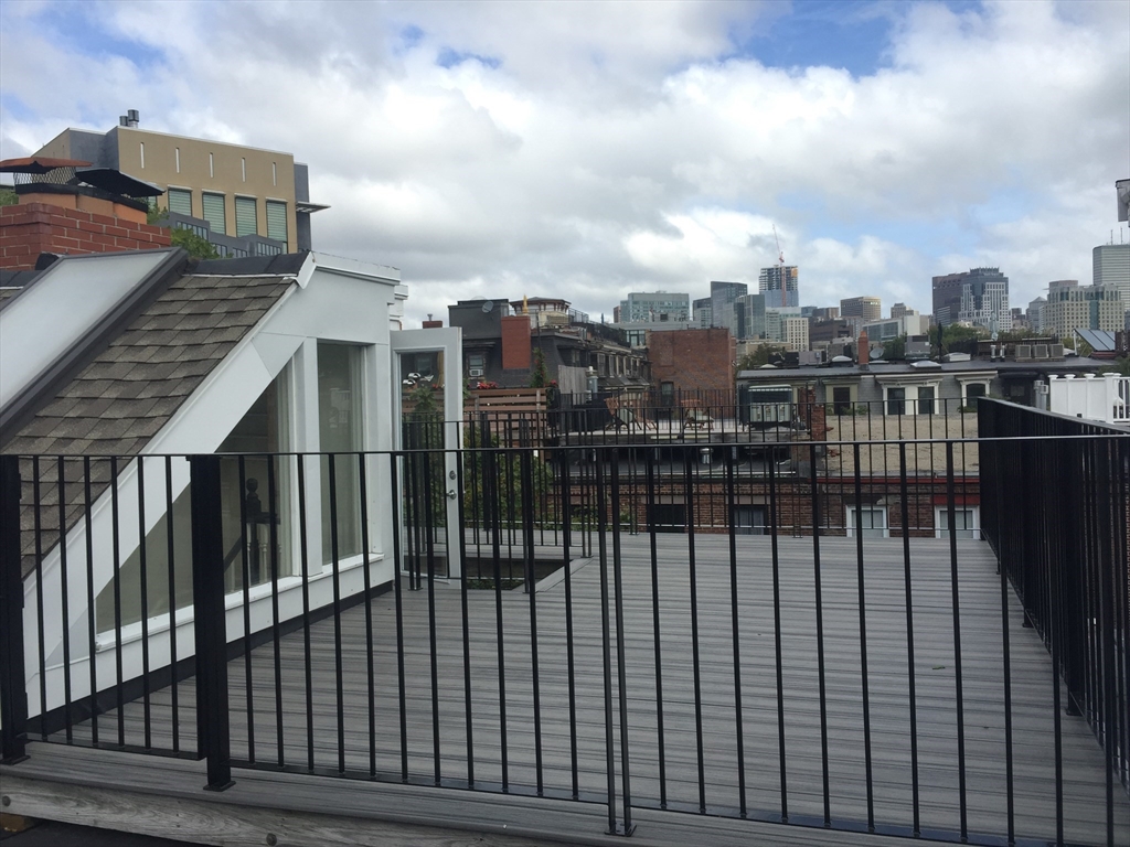 25 Hanson St, South End