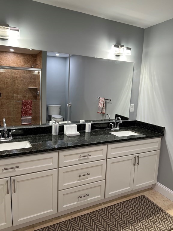 12 Kiara Dr, Worcester