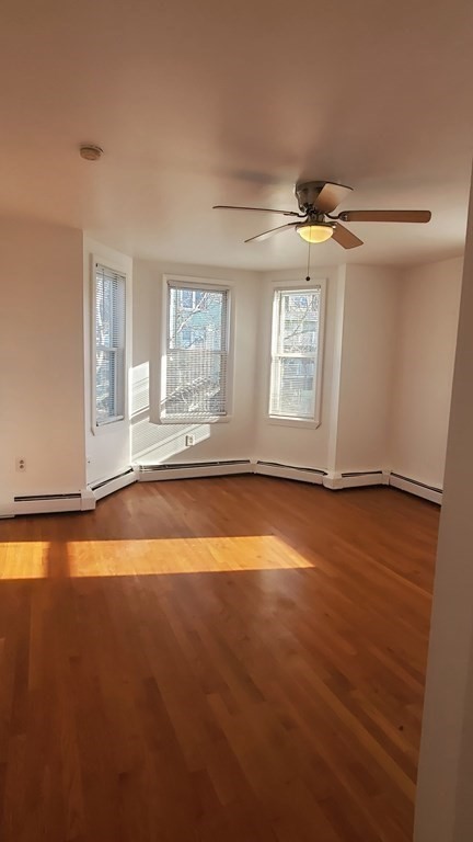 3 bed, 1 bath apartment for rent at 155 Centre Unit 3, Roxbury — photo 10 of 18