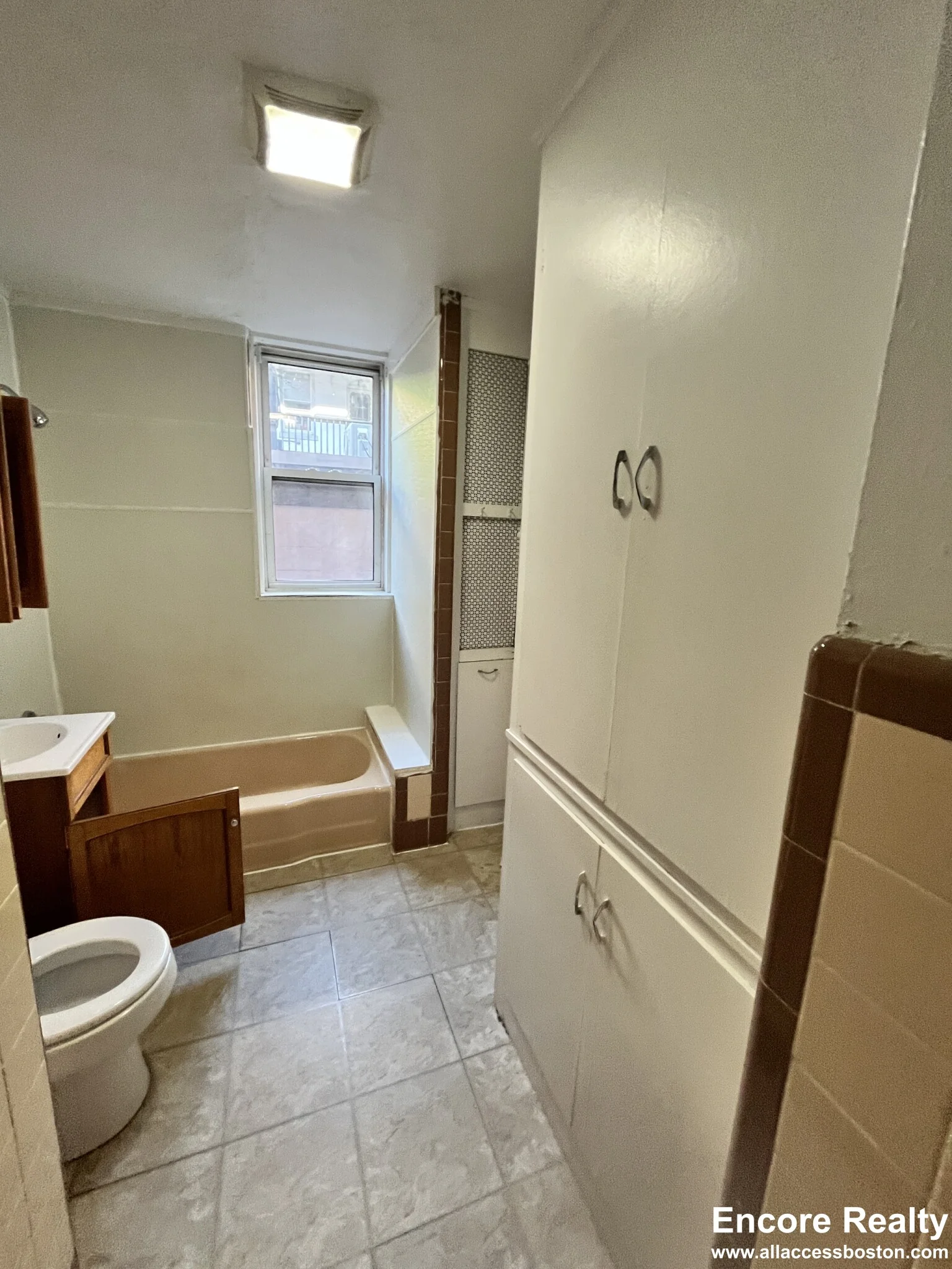 1888 Beacon St, Brookline