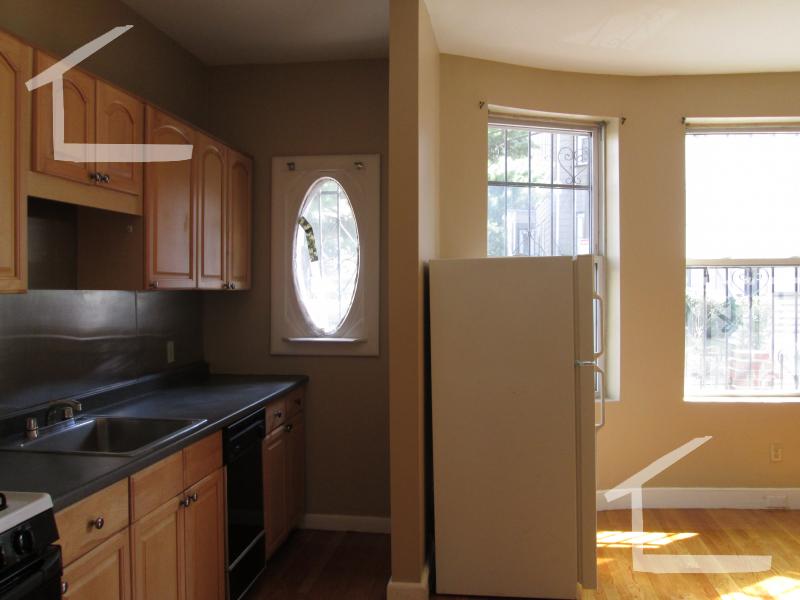 17 Highgate St, Allston