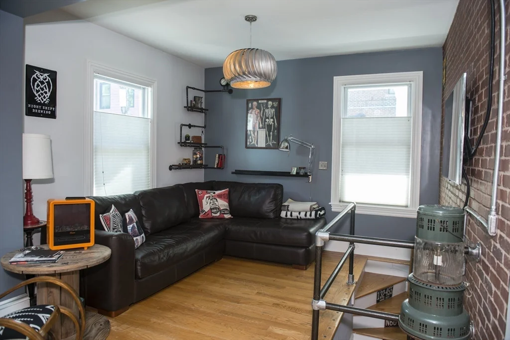 222 Pearl St, East Somerville