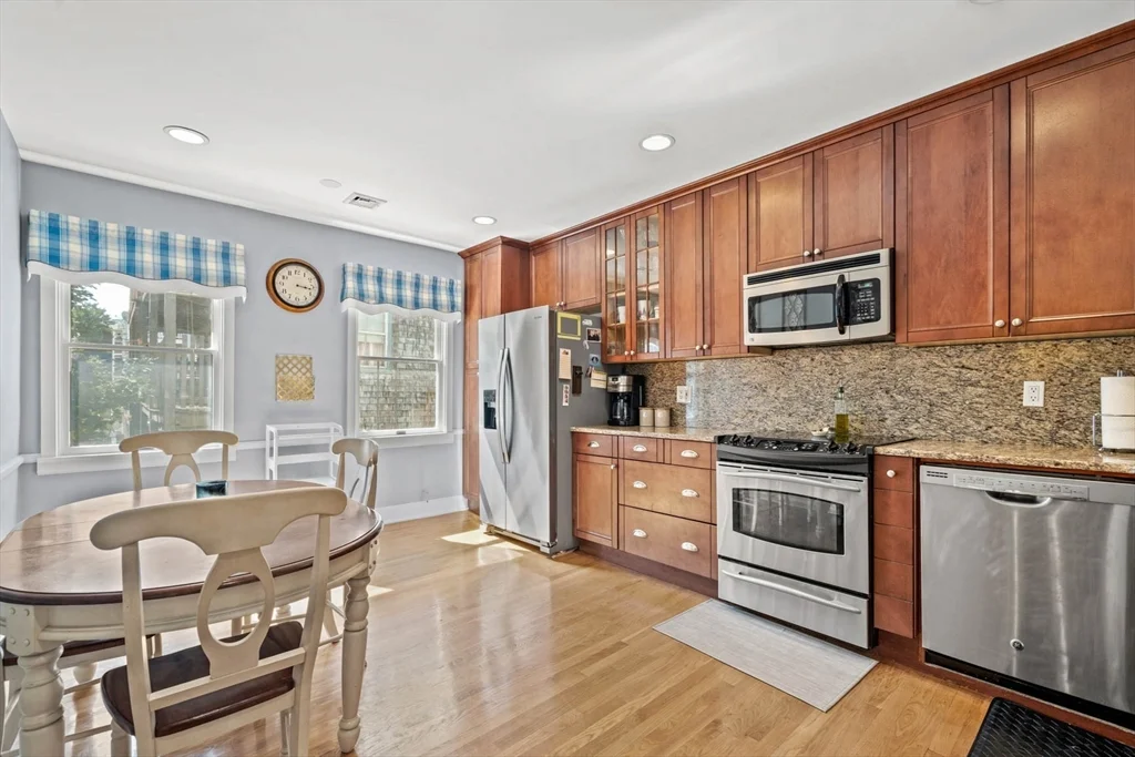 171 H St, South Boston