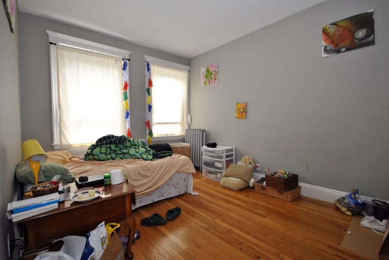 3 bed, 1 bath apartment for rent at 301 Allston St Unit 12, Allston — photo 10 of 15
