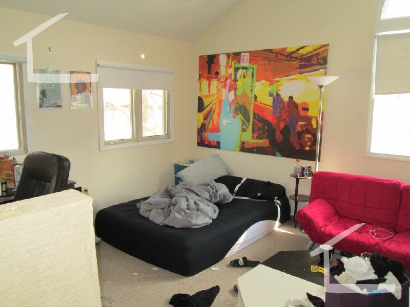 3 bed, 2.5 bath apartment for rent at 5 Etna Unit 1, Brighton — photo 4 of 13