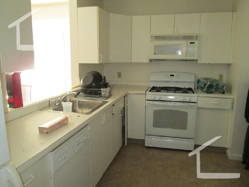 3 bed, 2.5 bath apartment for rent at 5 Etna Unit 1, Brighton — photo 7 of 13