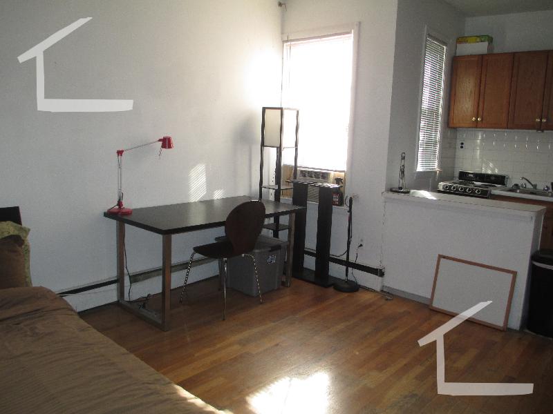 Studio bed, 1 bath apartment for rent at 61 South Huntington Ave Unit 301, Jamaica Plain — photo 3 of 4