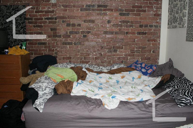 1689 Beacon St, Aspinwall Hill