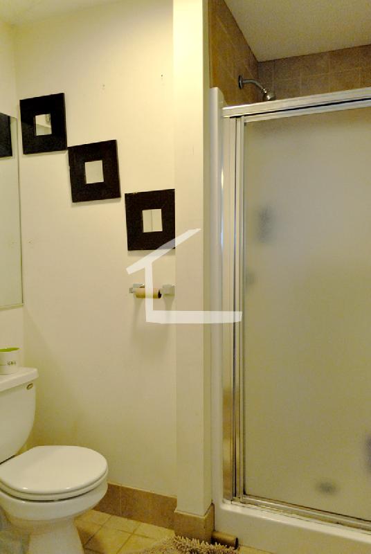 3 bed, 2 bath apartment for rent at 237 Everett St Unit 1, Allston — photo 7 of 8