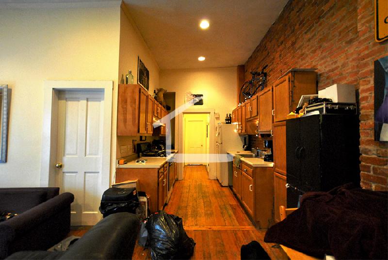 3 bed, 1 bath apartment for rent at 51 Riverdale St Unit 2, Allston — photo 5 of 6