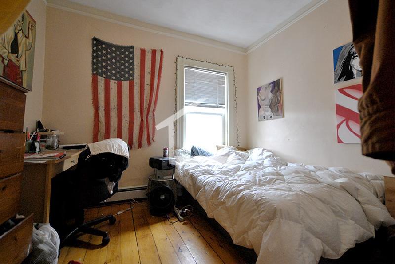 3 bed, 1 bath apartment for rent at 51 Riverdale St Unit 2, Allston — photo 2 of 6