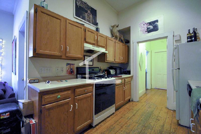 3 bed, 1 bath apartment for rent at 51 Riverdale St Unit 2, Allston — photo 3 of 6