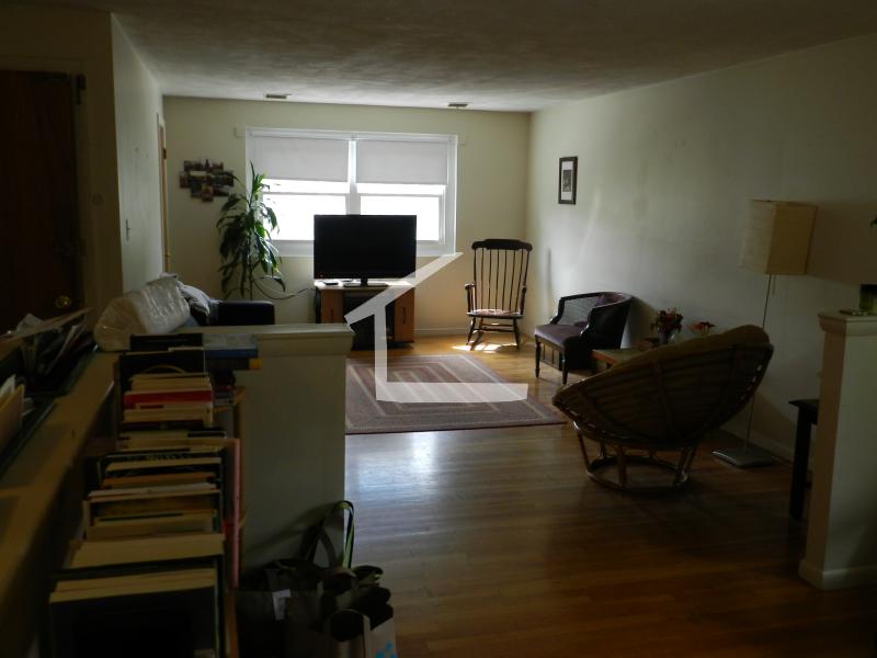 3 bed, 2 bath apartment for rent at 106 Academy Hill Rd Unit 2, Brighton — photo 6 of 17