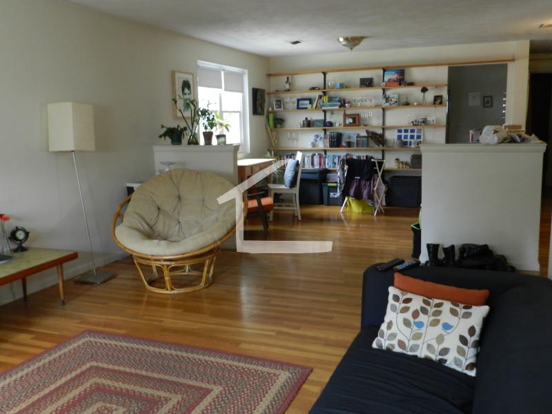 3 bed, 2 bath apartment for rent at 106 Academy Hill Rd Unit 2, Brighton — photo 2 of 17